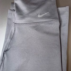 BRAND NEW Women’s Nike Dri Fit Power Victory Standard Fit 
Size: XS Extra Small
